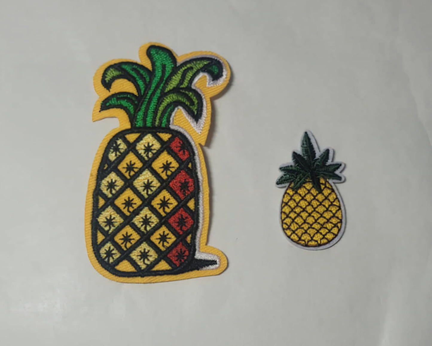 Pineapple Large embroidered